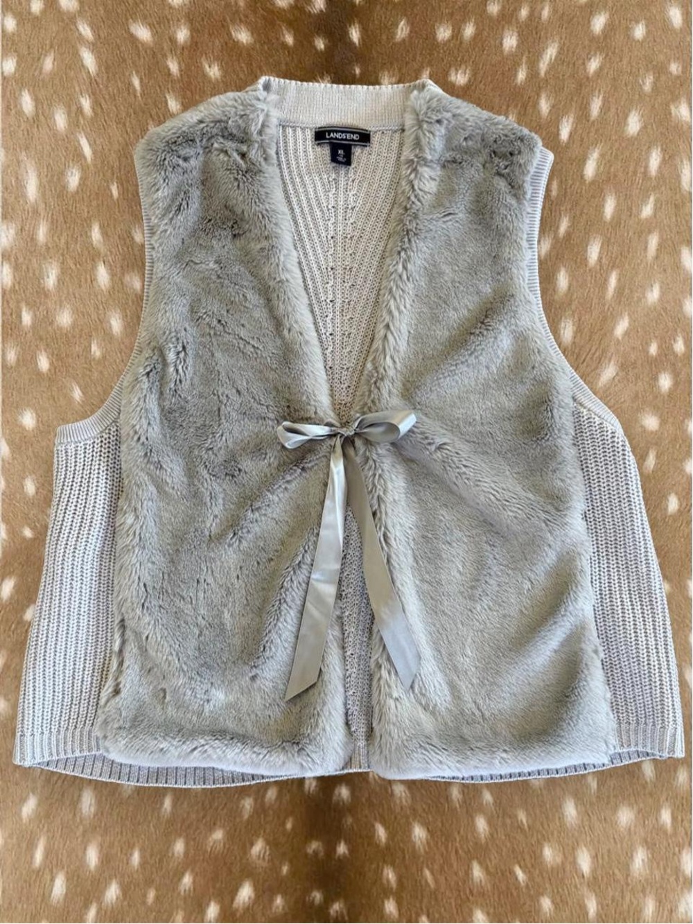 Land’s End women’s XL gray faux fur knit vest with ribbon accent